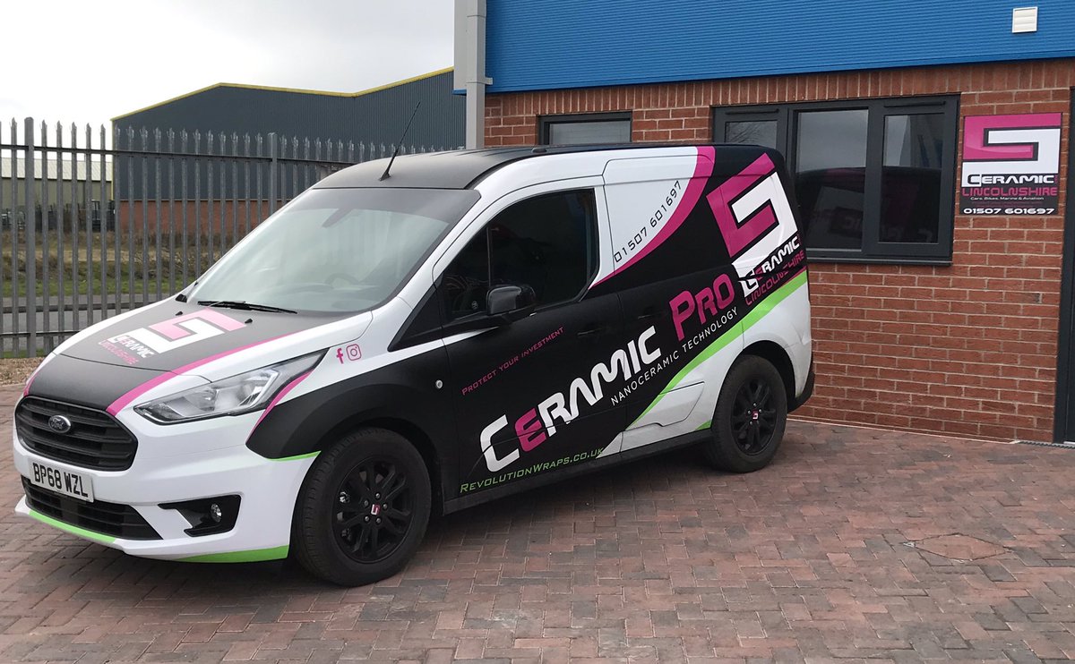 RevolutionWrapsUK tweet media