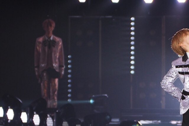 最高ーーーーーーーーーーーーー！！！！！！って想って見惚れてたら後ろでデレデレの笑顔で見守ってる樹がおって泣いた かわいすぎる.....