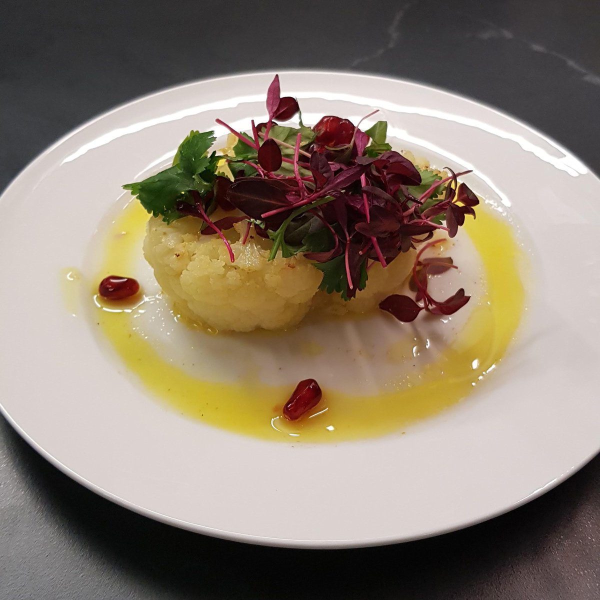 BowerWillisUK's tweet image. Massive thanks to @yeschefdining and our lovely guests for a fantastic cookery demo with delicious menu, and to wine guru Ken Marshall @MajesticStrat for expertly pairing wines to each dish. #cookerydemo #steamcooking #sousvide #kitchenshowroom