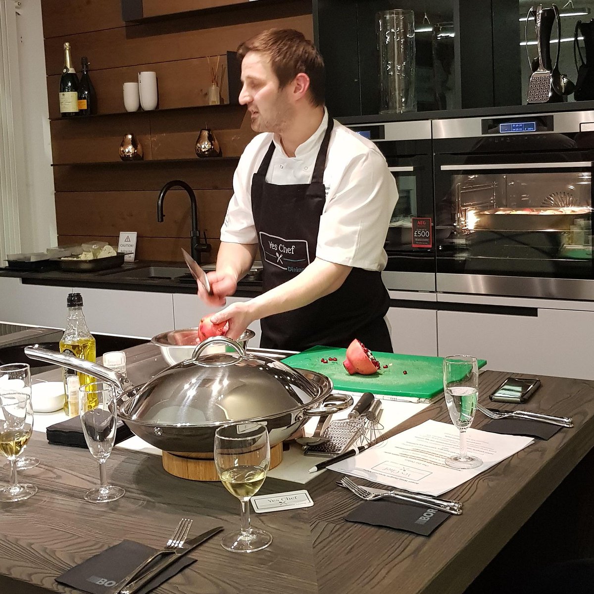 BowerWillisUK's tweet image. Massive thanks to @yeschefdining and our lovely guests for a fantastic cookery demo with delicious menu, and to wine guru Ken Marshall @MajesticStrat for expertly pairing wines to each dish. #cookerydemo #steamcooking #sousvide #kitchenshowroom