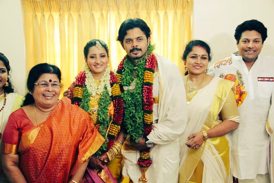 Blessings_36's tweet photo. @Vidithasanthan di .... my sweetest di .... for you .... which pic .... i Will dedicate 🙆🙆🙆

This ... This or This 🙆🙆🙆

For you .... these all 💖💖💖💖💖

#Sree 💖💖💖

#CongratulationsSreesanth 🌹🍃 https://t.co/Fe639Zmsi1