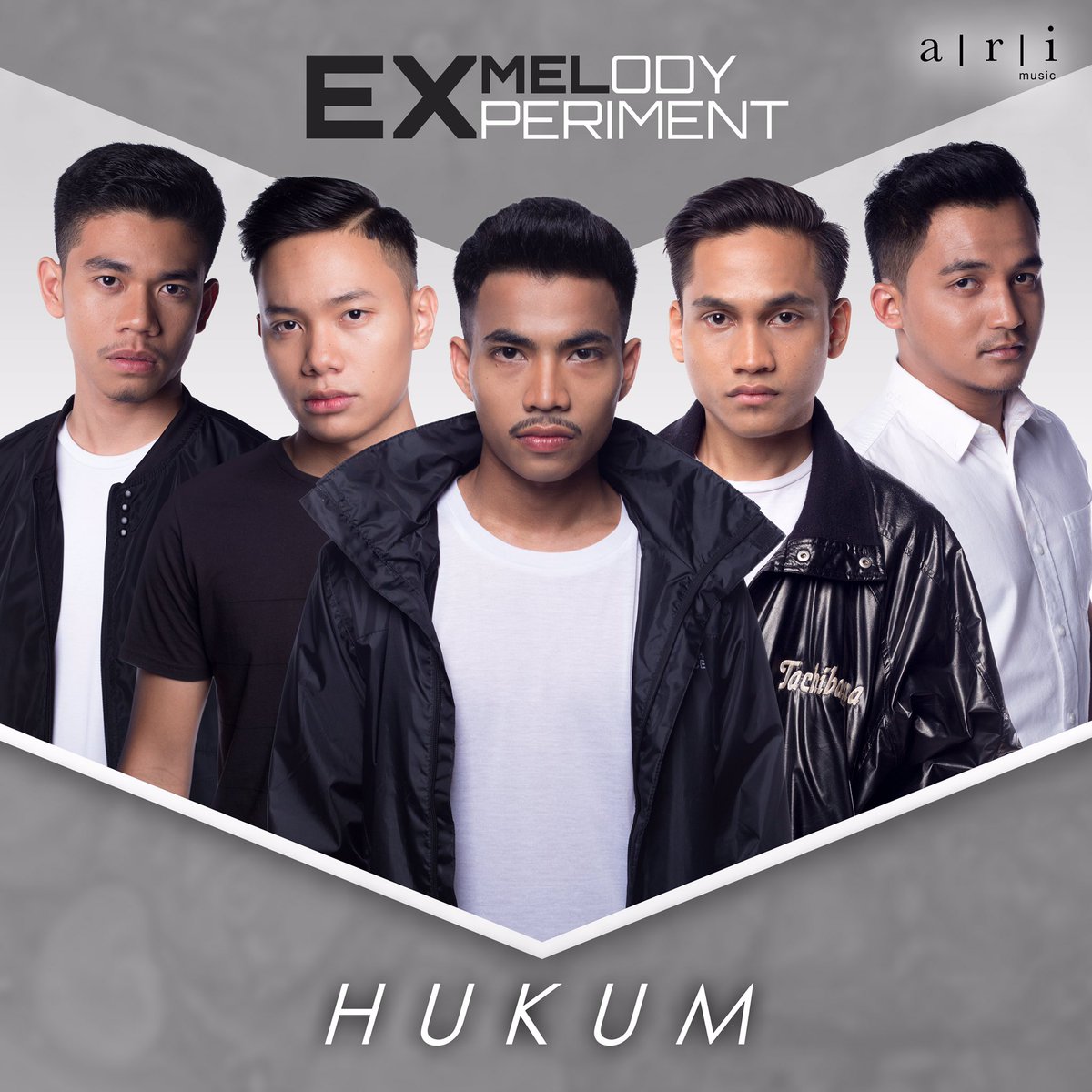 exmel_official's tweet photo. Hukum - Experiment Melody | 23 March 2019 | #arimusicmy #hukumbyexmel #experimentmelody #exmel #exmelians #lagubaru #lirikkipidap #malaysianband #malaysiantalent #malaysiancover #laguviral #selebritimalaysia https://t.co/FNQr8yploR