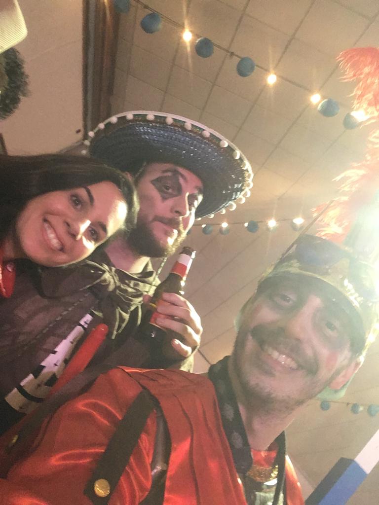 chirichavales's tweet photo. Hemos seguido vivo en el #carnaval2019 https://t.co/cywhmVkiUV