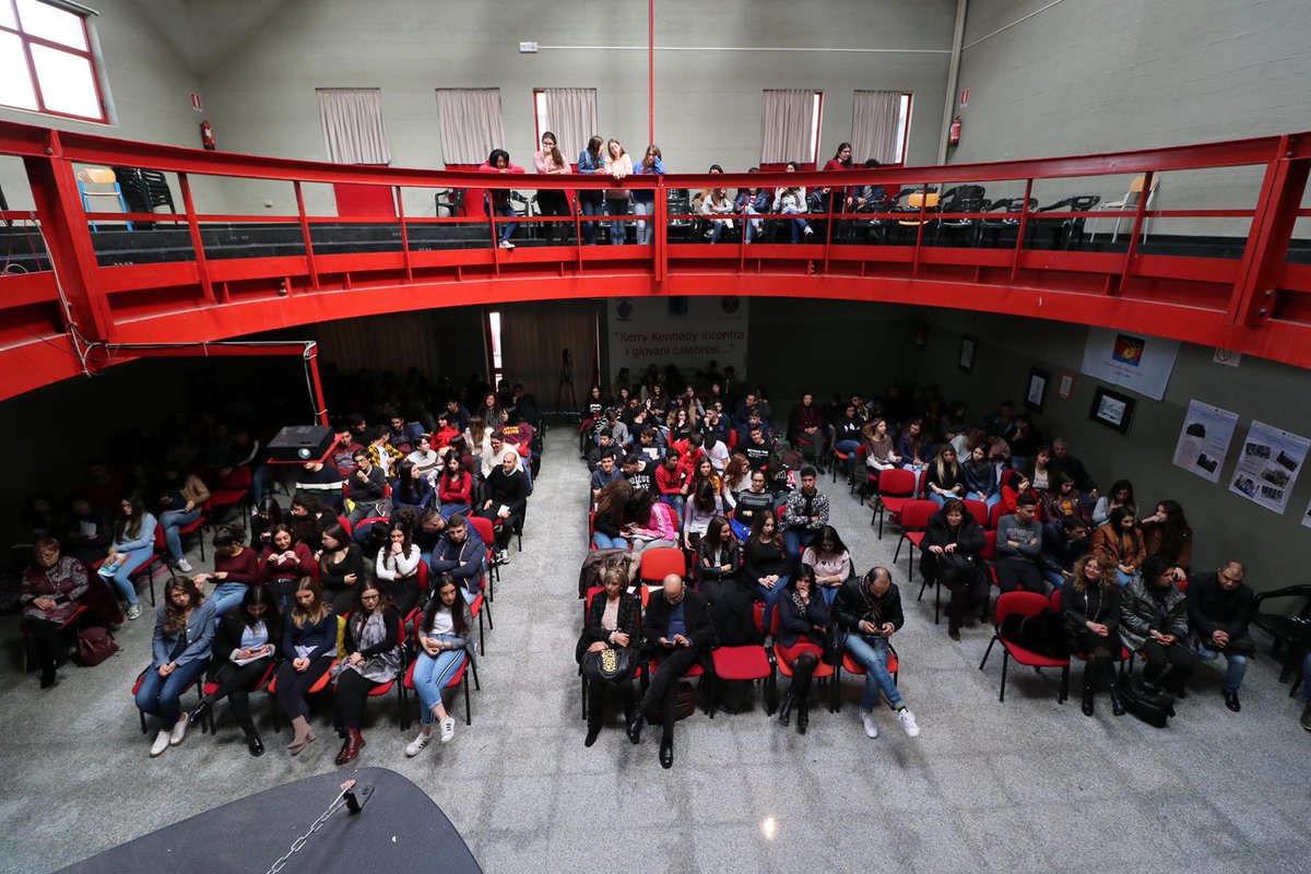 ArcheoC's tweet photo. Ecco le foto dell’evento⬇️ #asoc1819 #SAA2019 https://t.co/mRMXpvwJE9