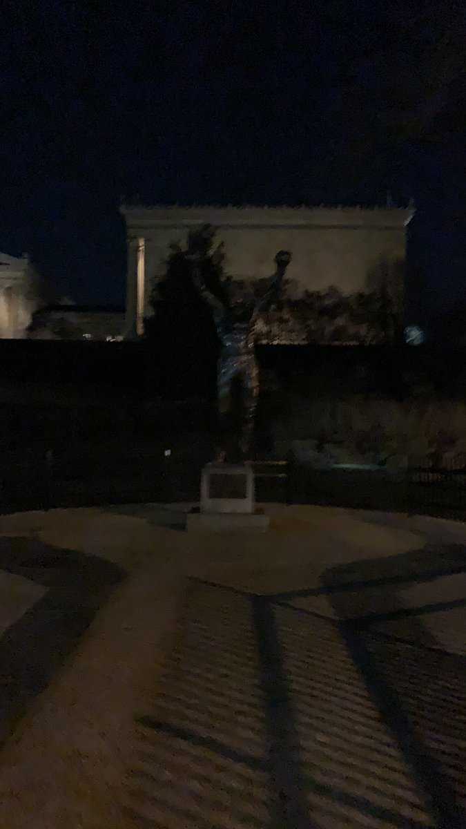 In the Fighting City of Philadelphia for the Down the Line and Beyond Foundation to raise money for kids in the Philadelphia community. A great event with elite opportunities for children to do great things through tennis! Thanks for a great night #DTLB