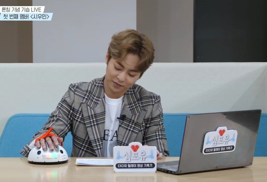 "Our Suho~ I would like him to call me Hyung? Nope~ he's my friend~ Friend~ My Leader!" 

Minseok was really adorable when he said "My Leader" 😭❤️ 

#TwitterBestFandom⁠ ⁠⁠ ⁠⁠ ⁠ 
#TeamEXO 
#SoompiAwards⁠ ⁠⁠ ⁠⁠ ⁠ 
<a href="/weareoneEXO/">EXO</a>