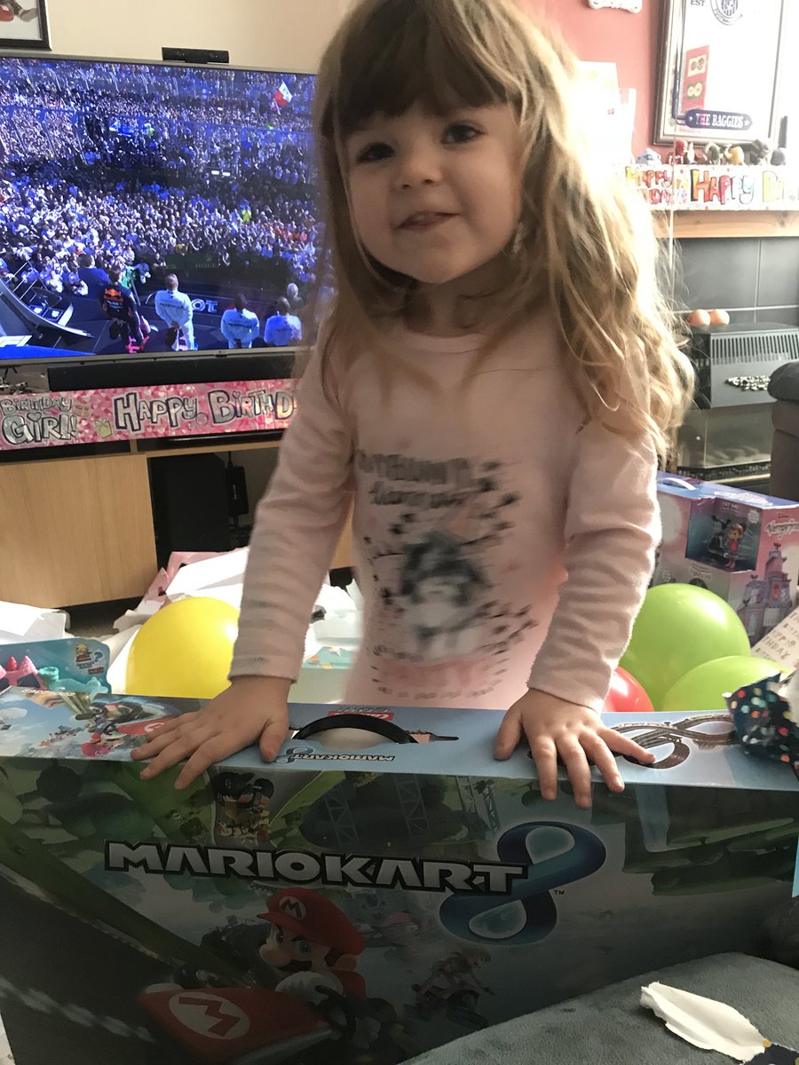 markbentley111's tweet photo. When it’s yours daughters 4th birthday and the only present she’s interested in is her Luigi Scalextic ( she’s prefers him over Mario ) #littlegeek https://t.co/QjofyA6QRZ