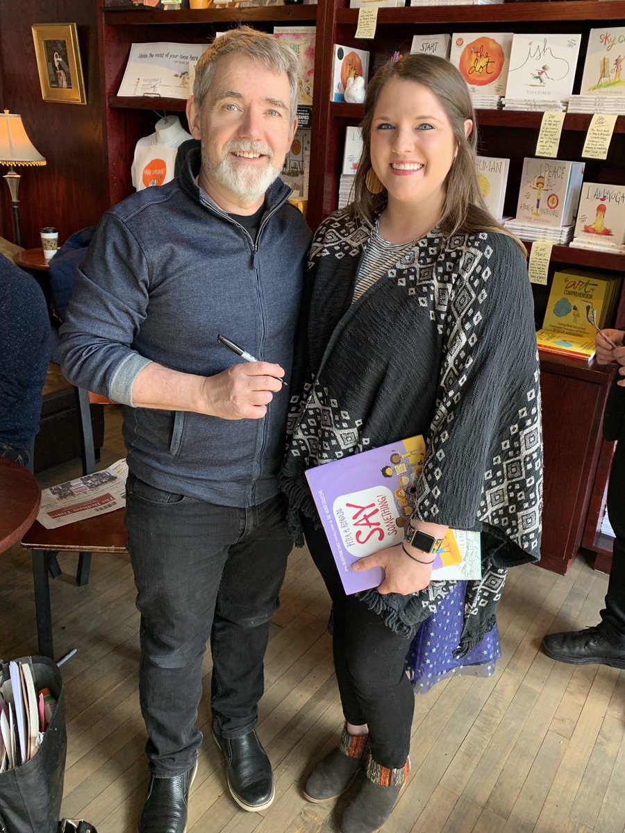 Thank you @peterhreynolds & @FablePaul for inspiring me as an artist & educator. Your work is changing the world for the better! Hope your day was great! Happy Birthday!! ❤️🎨 #VisualArtsEdMatters #NAEA19 @AdkinsLantana @dentonisd #k12ArtChat @k12artchat @BlueBunnyBooks