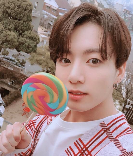 MyVitaMinhyuky's tweet photo. @BTSItalia_twt @BTS_twt @BTS_twt #SoompiAwads #BestFandomAward https://t.co/CWGnBqzQ1Q
