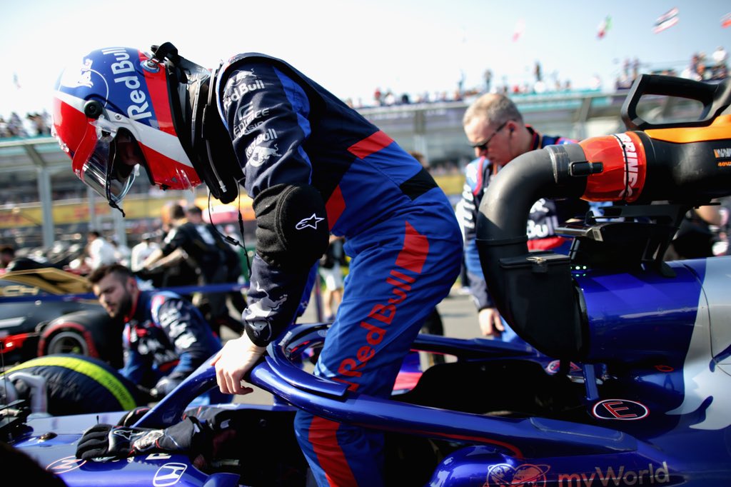 kvyatofficial's tweet image. That was an enjoyable and fun race, it’s good to be back! First point on the board 💪 Next up, Bahrain