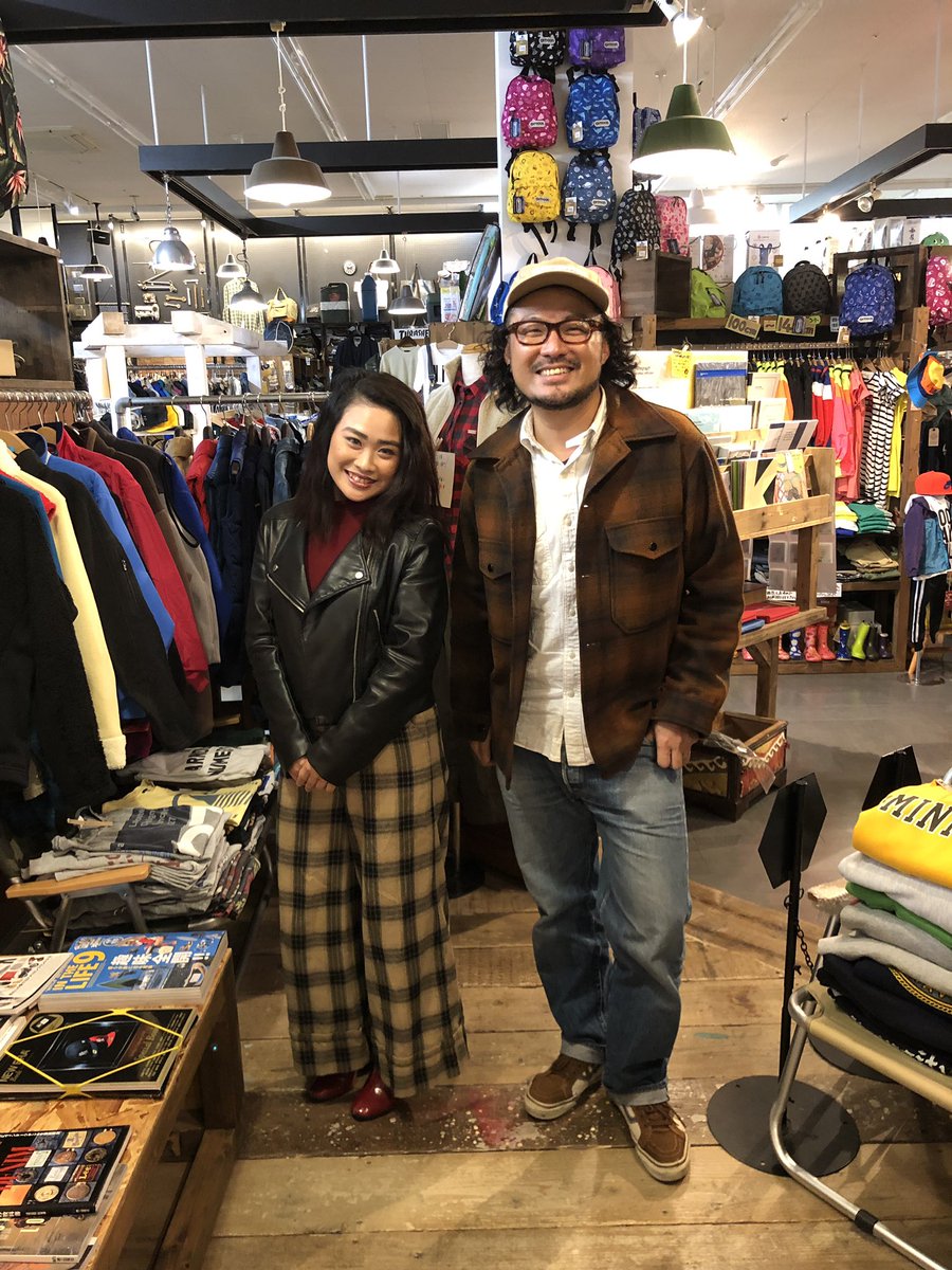 hf5251's tweet photo. 新しいスタッフ😃👍
HEADFOOTを選んでくれてありがとう🙏
#HEADFOOT #選ばれる理由 #働き方 #従業員を大事に https://t.co/g8Yxm9Lnow