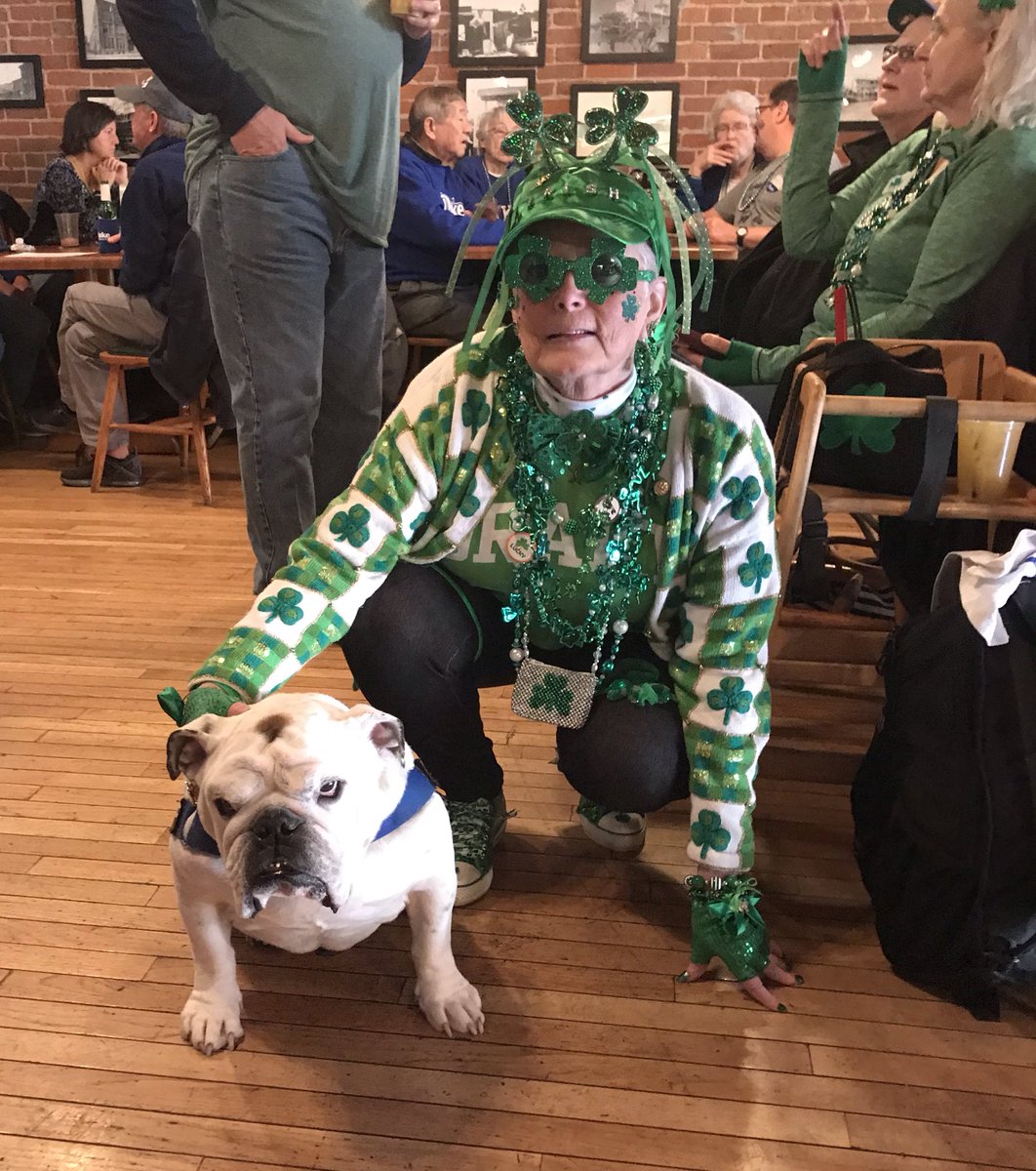 DrakeUGriff's tweet photo. The only day of the year I’ll accept splashes of green with my blue. 🌊 @DrakeWBB @DrakeAlumni #imabearslayer https://t.co/onA6YPhToH