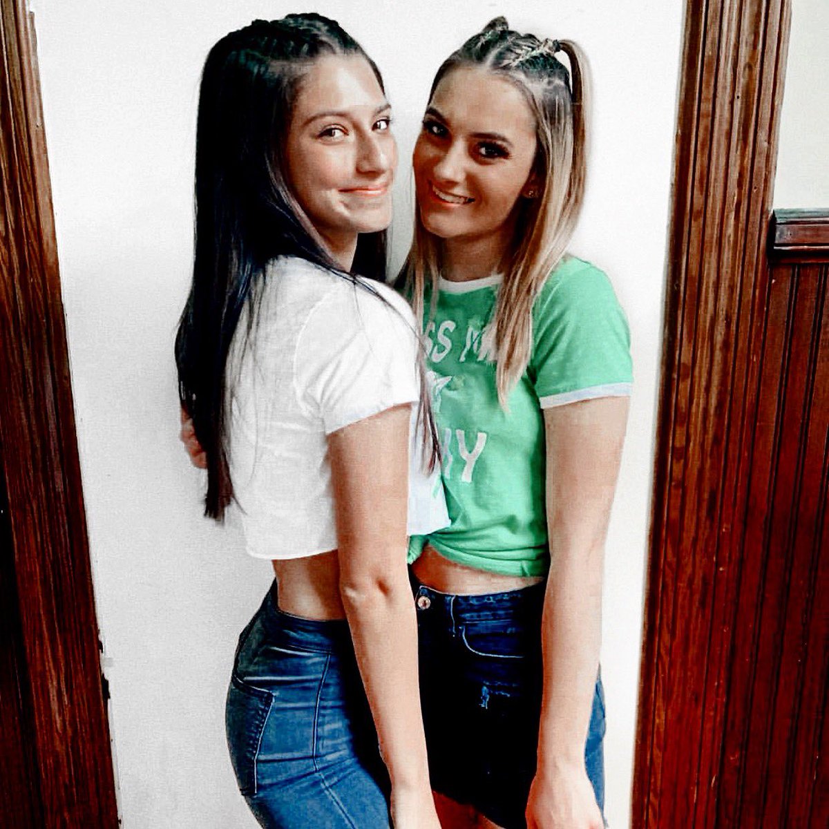 Happy Saint Patrick’s Day! We’re lucky today and every day to have our <a href="/SigmaKappa/">Allen Smith</a> sisters! 🍀💚 #CofCSK