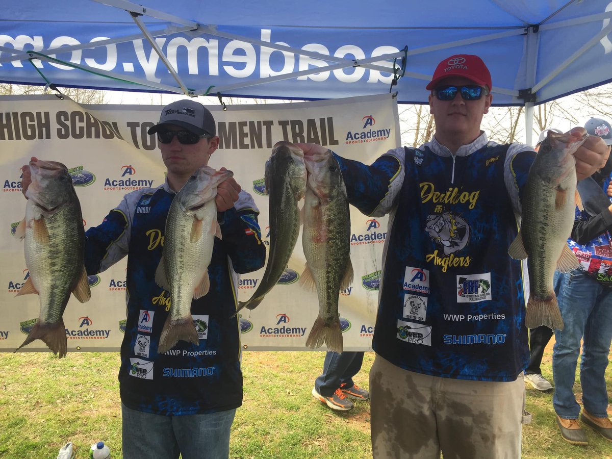 Bobby Long tweet media