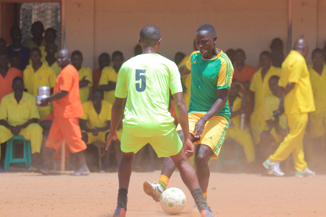 OfficialFUFA's tweet photo. FUFA President's XI lost to Upper Stars FC (Combined team of inmates at Luzira Upper Prison) today in acurtain raiser match for the 
FUFA Cup of Hope Final 2019 
@nbstv @kawowosports @CAF_Online
Upper Stars won 6-4. https://t.co/vI8PNwWIVf