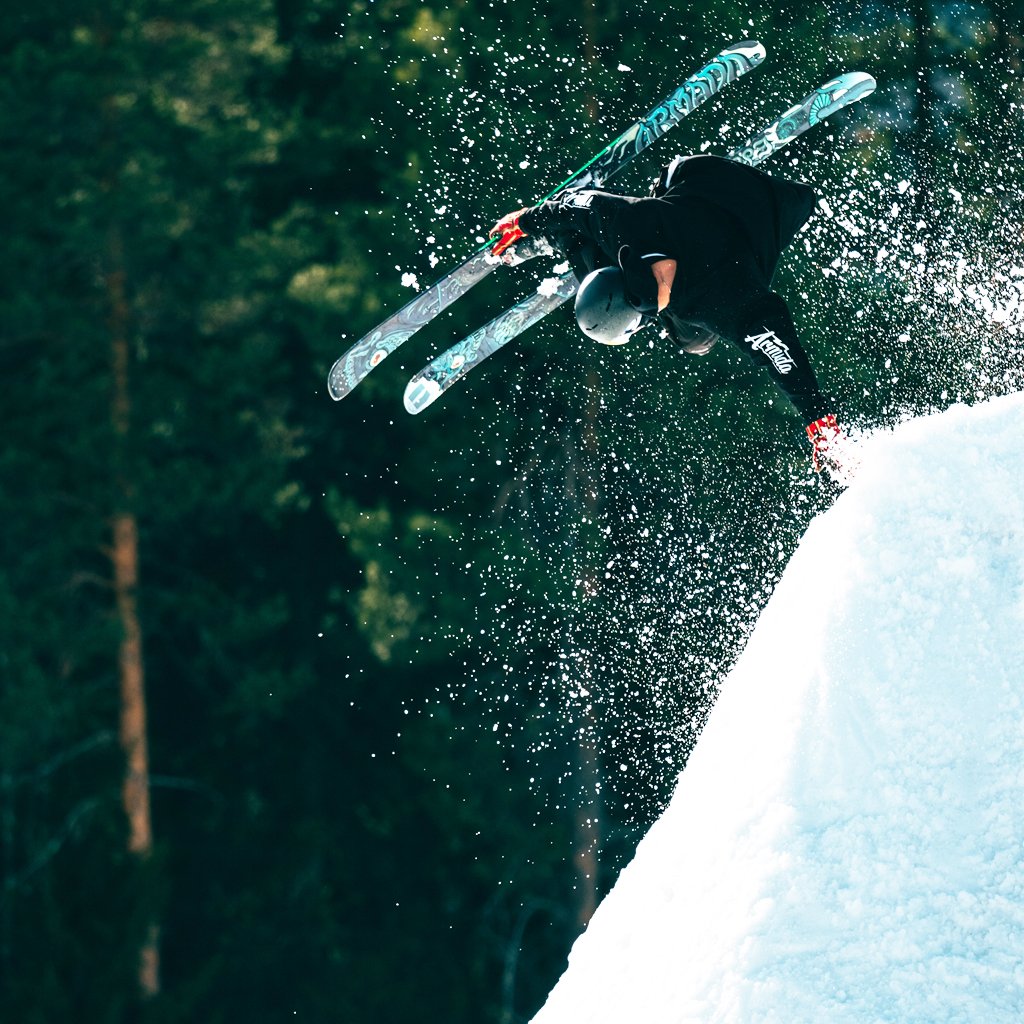 skiyard's tweet image. It's Sunday and a great day to play in the park!
Free Shipping lower 48 thru end of March, who knows, maybe longer...

Contact your pals at Skiyard.com for great deals!
or give them a call at 844 SKI YARD #skiing #parkrat #slopestyle #armada