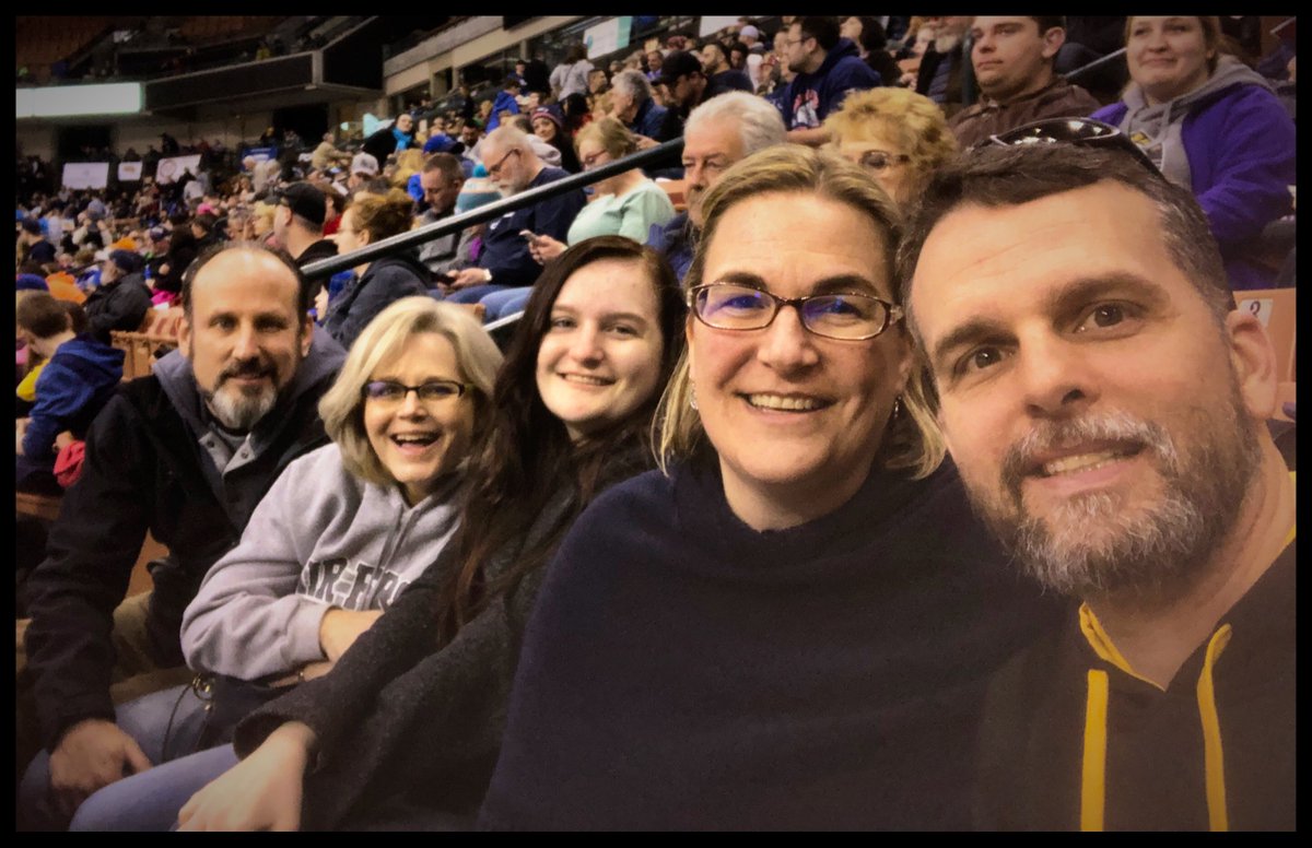 WINdoverNH's tweet image. We had a great time with some family cheering on the #NHPolice as they battled #NHFire in last night's #hockey game! Congrats to Fire for their last second #WIN (6-5). What a great game!