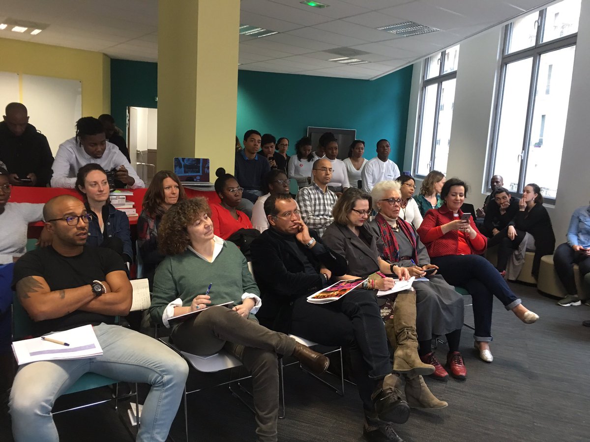 SWoutremer's tweet image. 🔝Nos #Jurys sont prêts! Plus que quelques minutes avant les #Pitchs finaux! La pression va monter .... 🚀 #NoTalk #AllAction #SWPOMAKER Cc @ewagmedia @ebs @RonitaChhim @Cardenas_Lu @MarieEnaJK @Joelledurieux @Imene_Maharzi @VassiliouMM