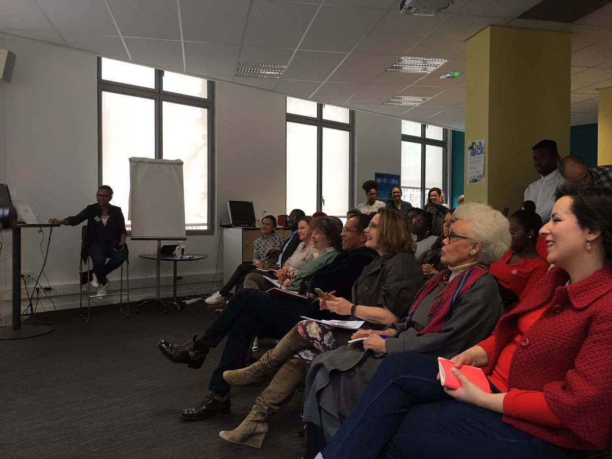 SWoutremer's tweet image. 🔝Nos #Jurys sont prêts! Plus que quelques minutes avant les #Pitchs finaux! La pression va monter .... 🚀 #NoTalk #AllAction #SWPOMAKER Cc @ewagmedia @ebs @RonitaChhim @Cardenas_Lu @MarieEnaJK @Joelledurieux @Imene_Maharzi @VassiliouMM