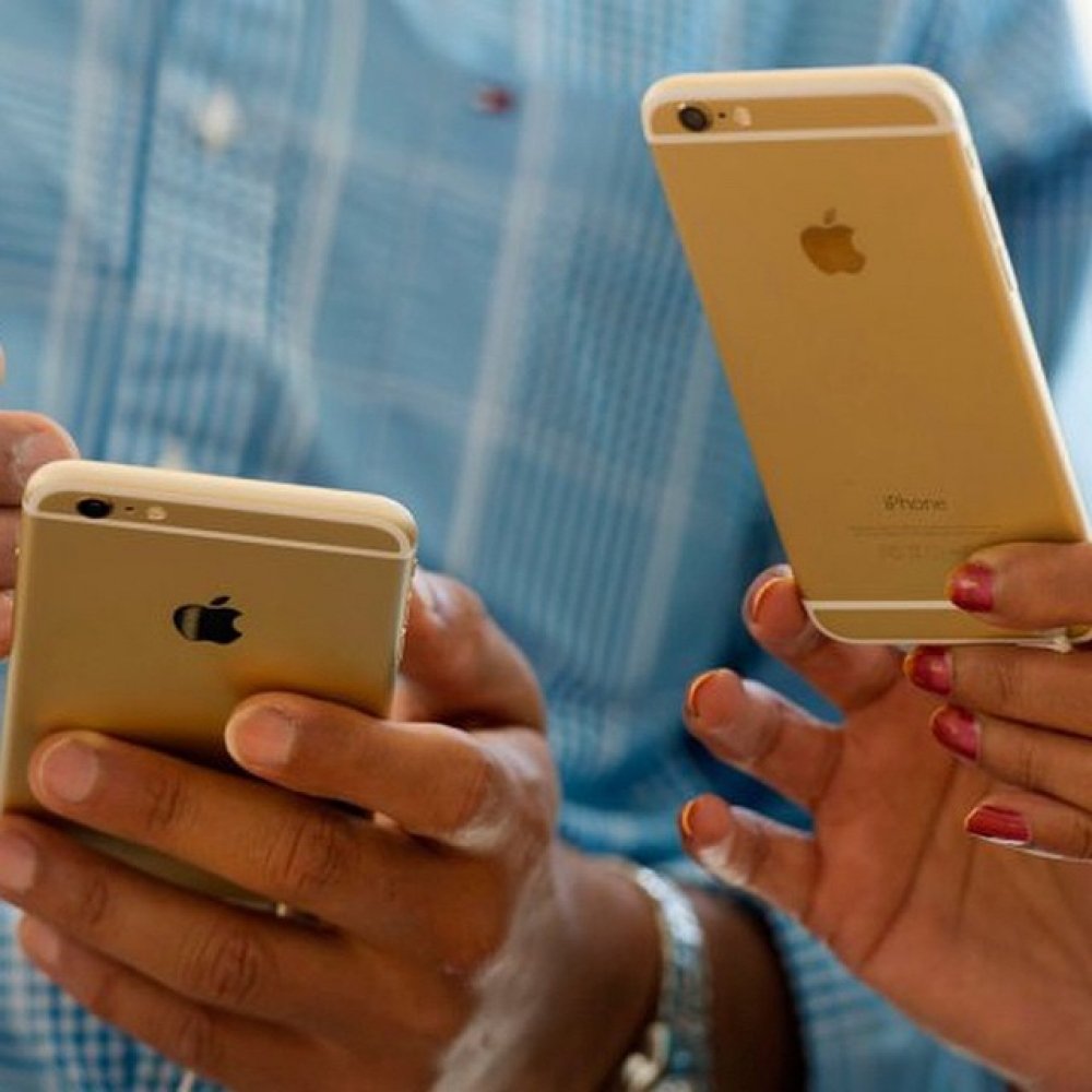 iphonecoverson's tweet image. Like and Share if you have been fan since day 1

 #iphonemania #phonecase #smartcase