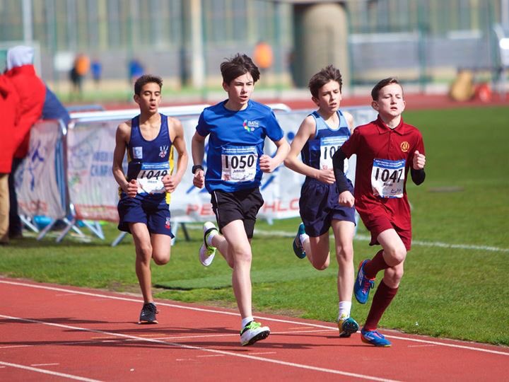 HJoh333's tweet photo. Tom at the National Biathlon at Crystal Palace. Fab swim, new pb, and a gutsy run. on for a 2nd pb of the w/e until the runner in front fell. T got up &amp; finished just outside his best time @LavingtonSchool @MrsAdams16 @bathpentathlon @PentathlonGB @heatherfellnews @jamiecooke_5 https://t.co/bDexiit1sO