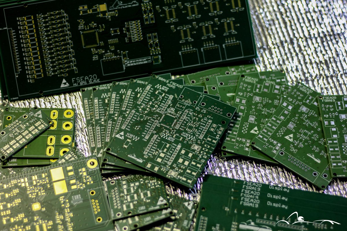 RoadArrowTeam's tweet photo. Thank you @eC_PCB for another season of trust and fantastic cooperation!
#eurocircuits #formulastudent #roadarrow #tenfore #drumskastrela #PCB #electronics #skf1 #skmotogp https://t.co/9ZyIqxqRGs