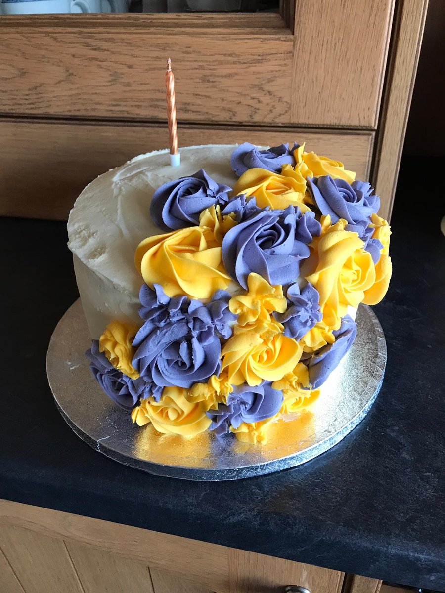 CakesbyemmaUk's tweet photo. Pleased with this Birthday Cake - a triple layered Victoria sponge 😋 https://t.co/WkbeK4sPVm