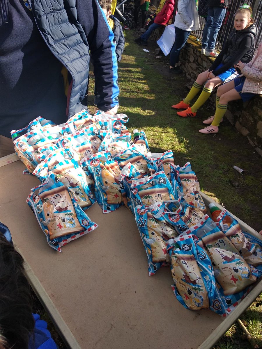 DouglasHallAFC's tweet photo. We had over 100 kids marching in the Douglas Parade today. Thanks to all the coaches and parents who helped out. Special thanks to @barrysofdouglas for the kids party bags afterwards. https://t.co/gzvZAmqQhc
