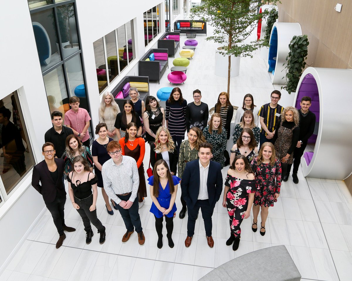 SlimmingWorld's tweet photo. The remarkable #SWYoungSlimmer class of 2019 who are graduating today’s finals an incredible 159st 4lbs down between them, and with a bright future ahead. #SlimmingWorld https://t.co/UGx3B5M6dh