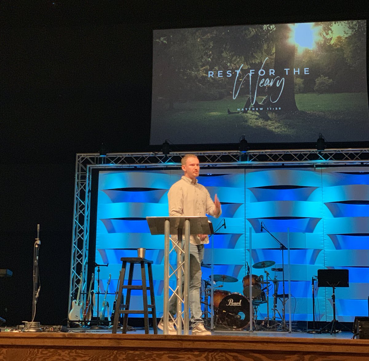 CMC_HS's tweet photo. Youth Pastor Josh Barnett encourages us to find our rest by connecting with our Father. https://t.co/nagBwjys9j