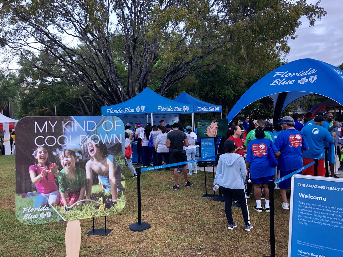 dgbartel's tweet photo. So many @FLBlue “Fans” (😉get it?😉) here at the @AHASouthFlorida #BrowardHeartWalk. Cool prizes and much more at our #BlueBooth. #MyKindOfBlueFL https://t.co/FJMJO25Jca