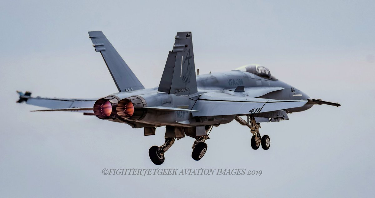 fighterjetgeek's tweet photo. F/A-18A+ Hornet from the Navy Reserve Adversary Squadron #VFA204 #RiverRattlers, rockin the airfield with a full-on, crowd pleasing #ZoneV #FullAfterburner departure back home to NAS JRB New Orleans. #FlyNavy #NAVAIR #NavalAviation #AtTheMerge #FightsOn #CheckSix #FighterJetGeek https://t.co/DNdk6941we