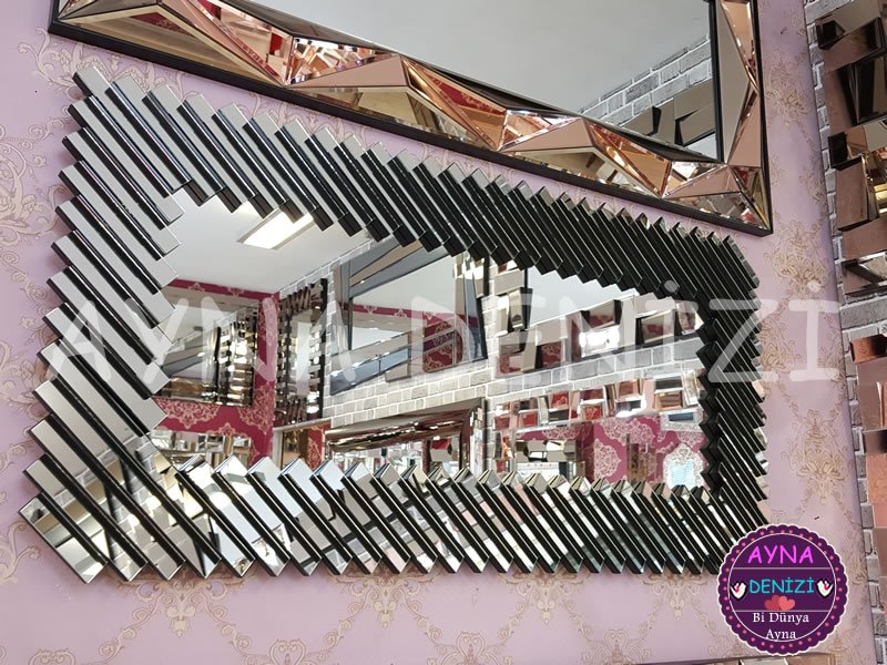 AynaDenizi's tweet image. Space model dekoratif modern ayna, ortası şeffaf, etrafı füme renk olup 160 cm x 80 cm olarak üretilmektedir. Mağaza Ürün Kodu: HPS-1392 #aynadenizi #spacemodel #spacemodelayna #modernayna #dekoratifayna #ayna #aynamodelleri #aynaçeşitleri