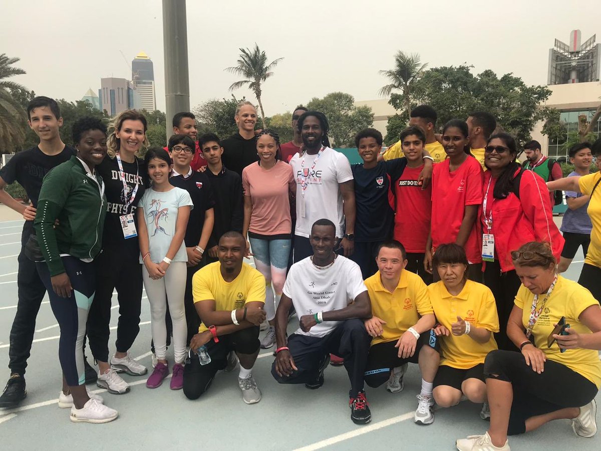 DwightSchoolDXB's tweet photo. A brilliant morning with World Champion US sprinter @allysonfelix and @WorldGamesAD track clinic for the athletes competing. Thank you to Ms. Sevil, Coach Robert and our students for their help with the event. What a fantastic experience for all! 👏🏃‍♀️🏆 #MeetTheDetermined https://t.co/eBIqpKInUK