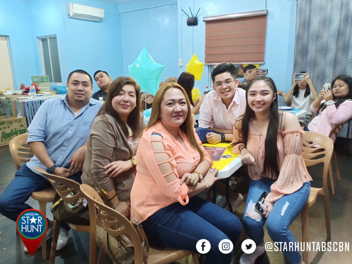 starhuntabscbn's tweet photo. LOOK: @m_quinoo’s advanced birthday celebration with family and fans! 🤩🥳 https://t.co/clLcxdQ5Jw