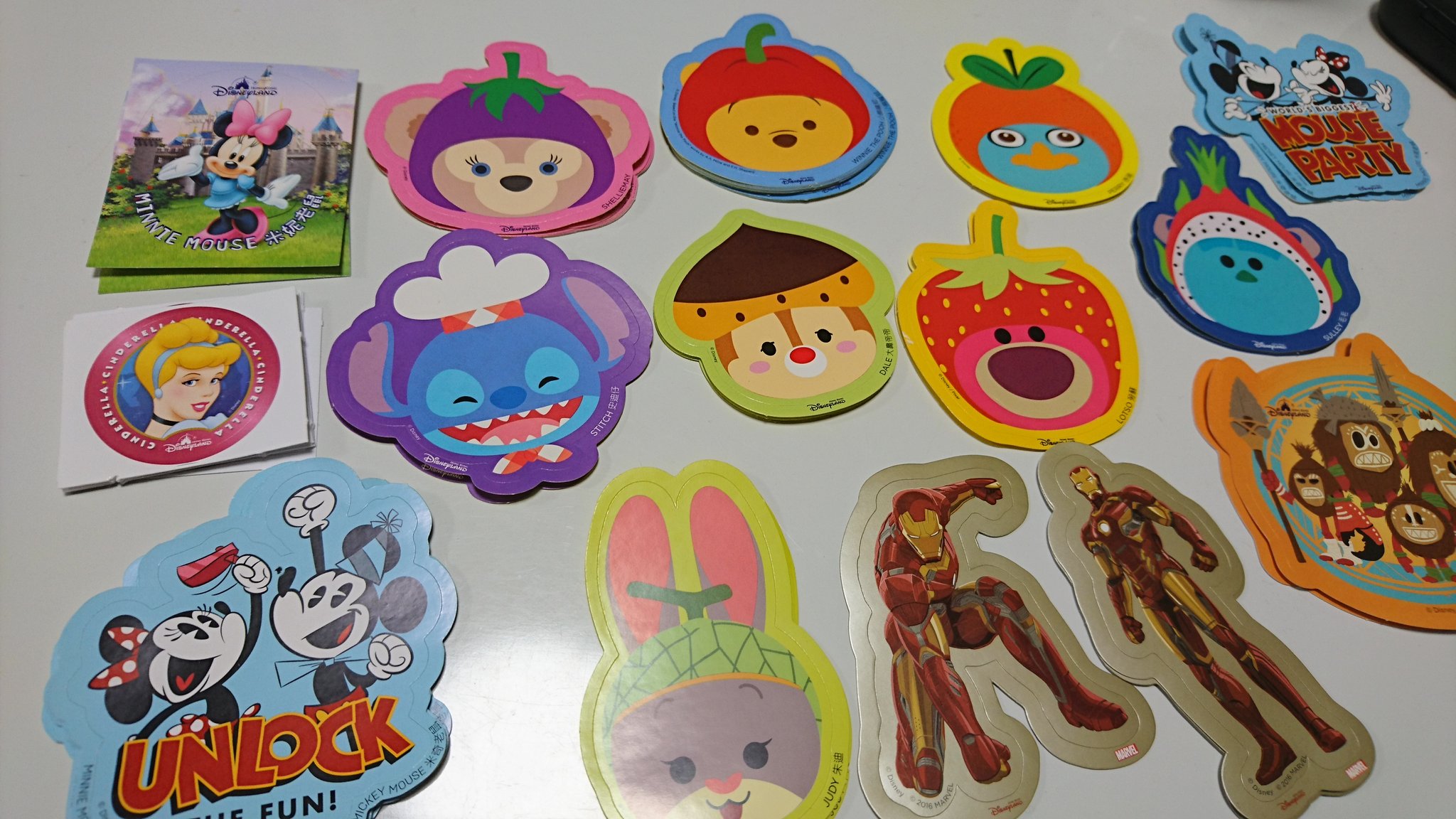 Aya 香港ディズニーのステッカー集めは15種類だった ファンタジーランドでくれたのが全部プーさんで15枚もある T Co Rnqr0padqb Twitter Aya 香港ディズニーのステッカー集めは15種類だった ファンタジーランドでくれたのが全部プーさんで15枚もある T Co Rnqr0padqb Twitter