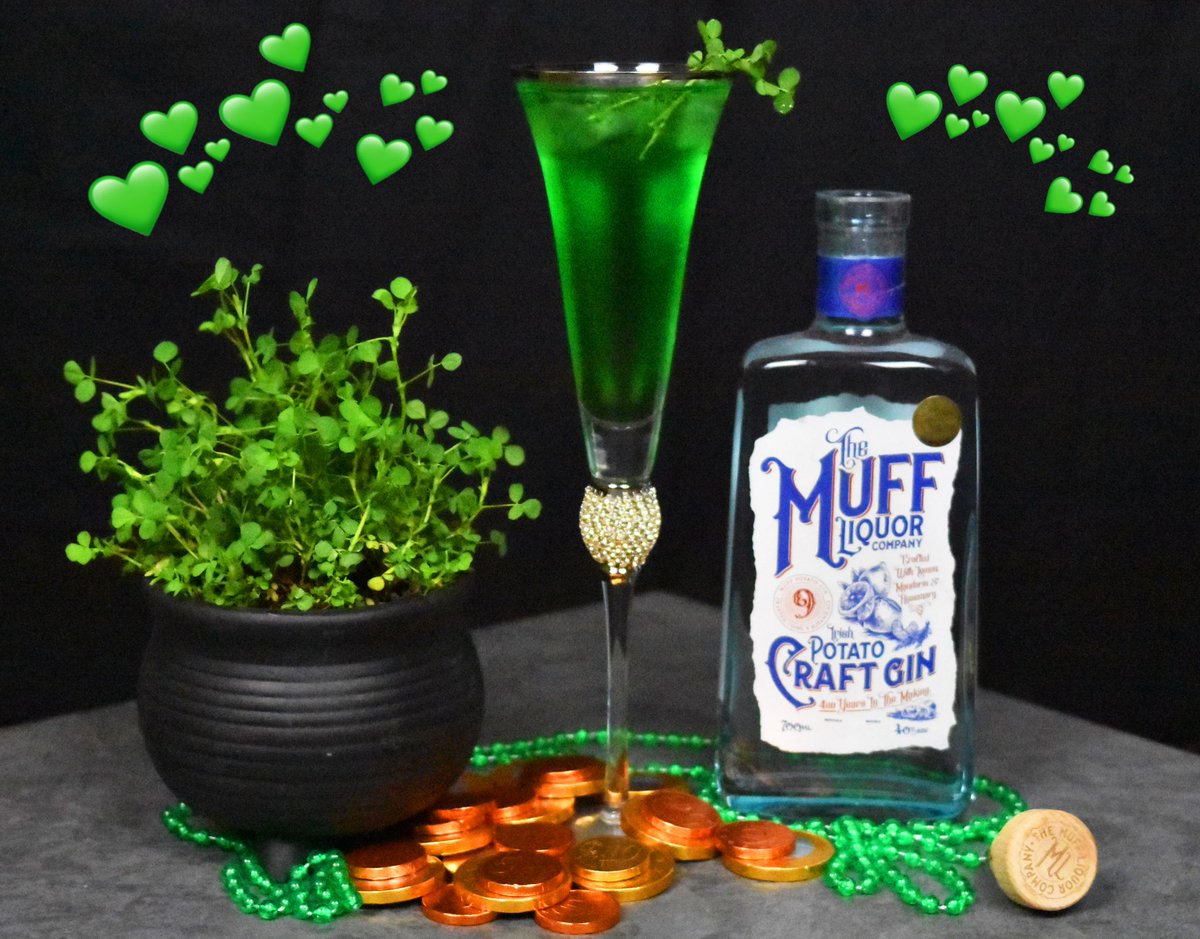 MuffLiquorCo's tweet photo. 🇮🇪☘️☘️A Happy St. Patricks Day to all! 🇮🇪☘️☘️ May all your M&T's be green! 😁🍸🇮🇪☘️
.
.
.
#muffgin #muffvodka #irishgin #irishvodka #stpatricksday #paddysday #bankholiday #bankholidayweekend #longweekend #weekend #party https://t.co/V0Po53Q6Iu