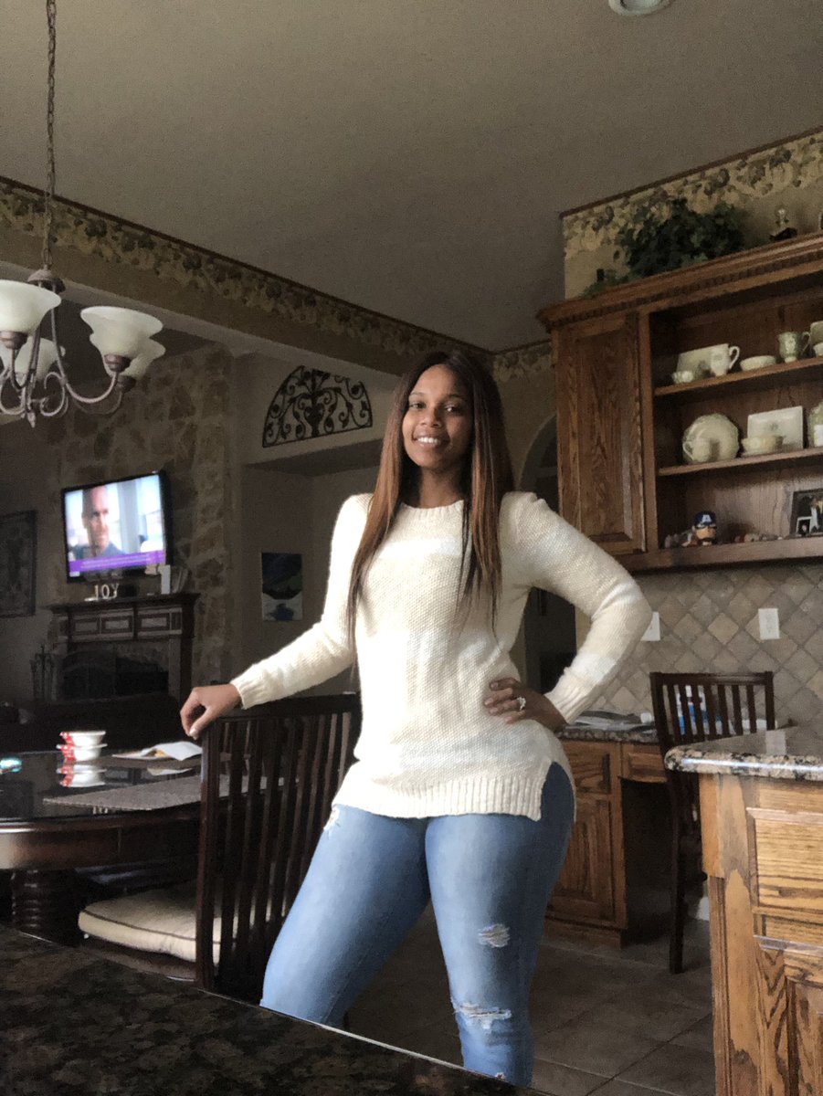 IM_DABEST_FWM's tweet photo. I’m the crazy sexy cool mom #ladyboss #kidsloveme #love #mexia #dallas #StPatricksDay #loyal #lifecoach #mom #milf #wifey #beachum #baker #best  #teamwolfstamp https://t.co/nI1w4z2kim