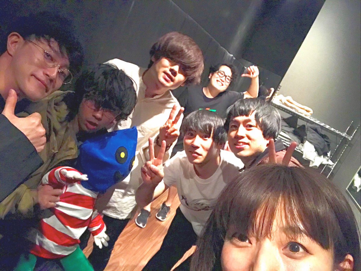 momoko_piano's tweet photo. ONTAQ終わりにワンマンツアー中のSAKANAMONに会いにINSAへ行ってきました。バラードからアゲから鬼まで、、ずるい!楽しかった〜キムさん誕生日おめでとうございます🎁
#SAKANAMON
#テスラは泣かない。
#UPDATETOUR https://t.co/YdlVPBOA9j