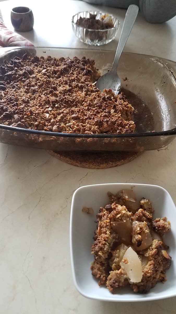 Bisou93's tweet image. Dernier jour de concours sur #CodeALaMode. Vous reprendrez un peu de crumble avec votre algorithme?
@CodinGame