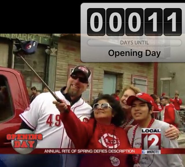 rosietexecano's tweet photo. That one year the Nasty boys were the grand marshals and we made it on the local news #nastyboys #robdibble #Cincinnatireds #findlaymarketopeningdayparade #familytradition #keepthestreakalive @SalvadorNoguer5 https://t.co/u5XSNGZa6q