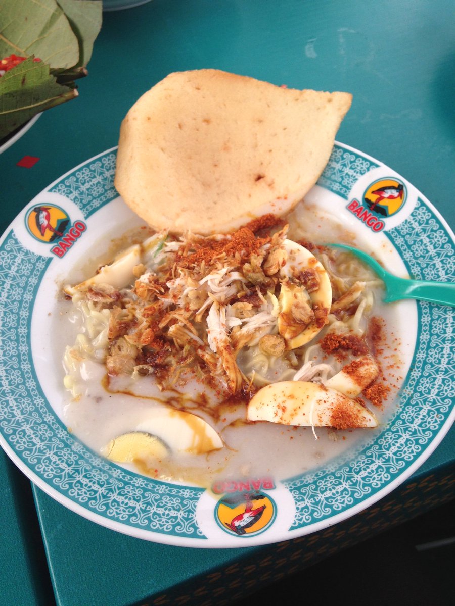 farhan_nfl's tweet photo. Gokil sih terlalu banyak pilihan jadi bingung. Intinya sih nyari yg ga ada di jakarta.
event bagus buat memperdalam wawasan kuliner nusantara.
#FJB2019 #makancuy #mangancuk https://t.co/zIVSkpgLA4