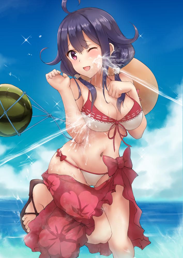 大鯨(艦これ) 「集中砲火を浴びせる龍鳳ちゃん 」|K街⚓🍮🐴🍅のイラスト