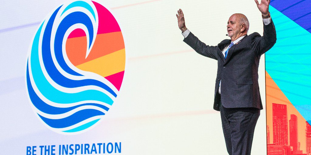 Rotary's tweet photo. Join us for the #Rotary Convention in Hamburg to hear from inspirational speakers, meet new friends, and explore this world-class city. Registration discount ends on 31 March. Sign up now - https://t.co/4O5QzknxqL https://t.co/dCaFdnc3vT