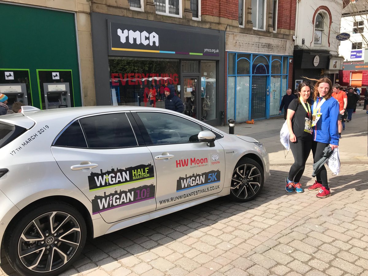 HW Moon Toyota tweet media