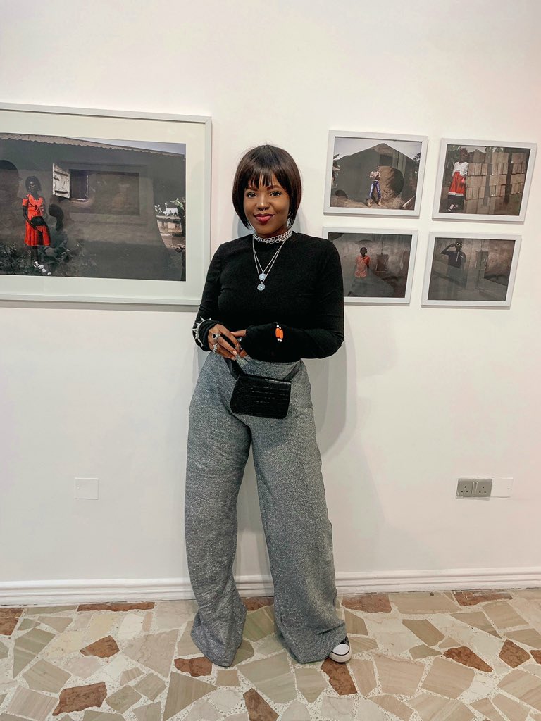 wayeofficial's tweet photo. My full fit to @tigerbeerng exhibition party. I was so lit last night π. Met a lot of amazing people. Saw a lot of beautiful pieces damn.
#aaf #aaflagos #themakerlab
Outfit: @stylewaye X @stvnwayne https://t.co/CFK4PxLfE5