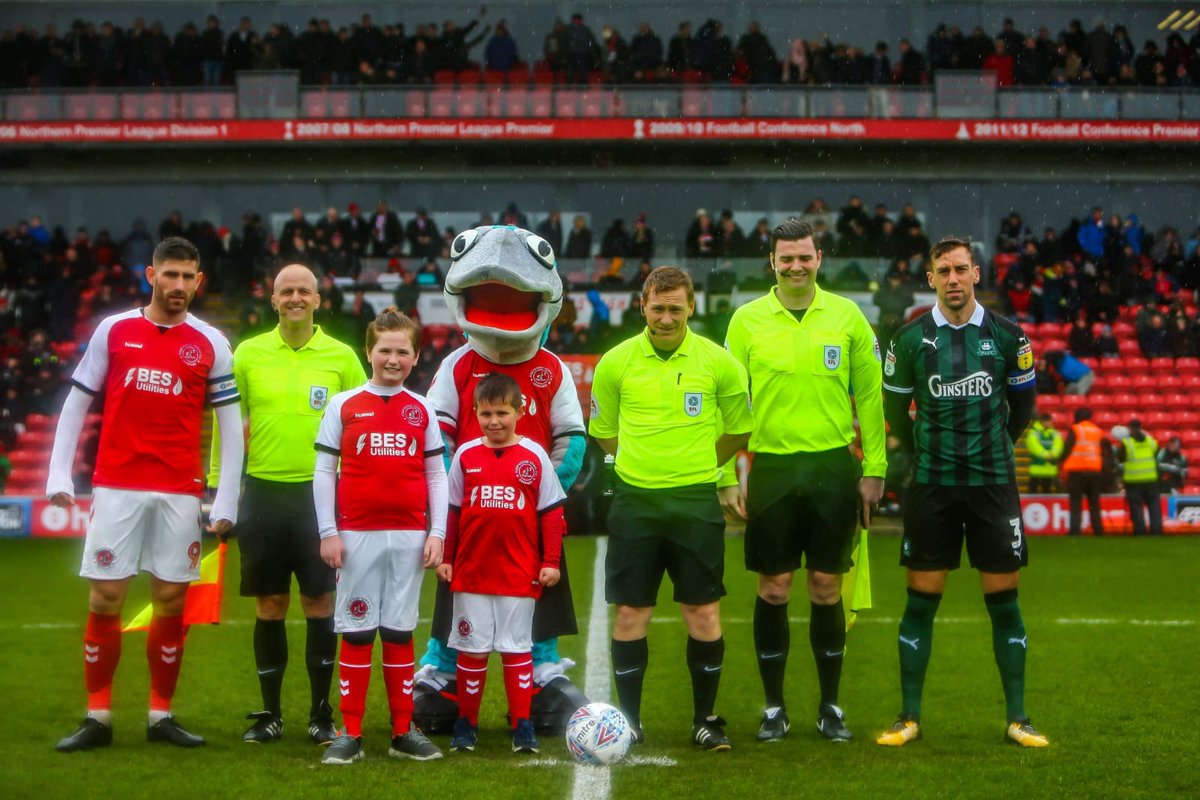 linzfoster22's tweet photo. Fantastic experience for my 8 year olds birthday at Fleetwood Town. Was his dream to meet @Joey7Barton. They went above and beyond to give him the best birthday present ever https://t.co/T1ICkWNTFj