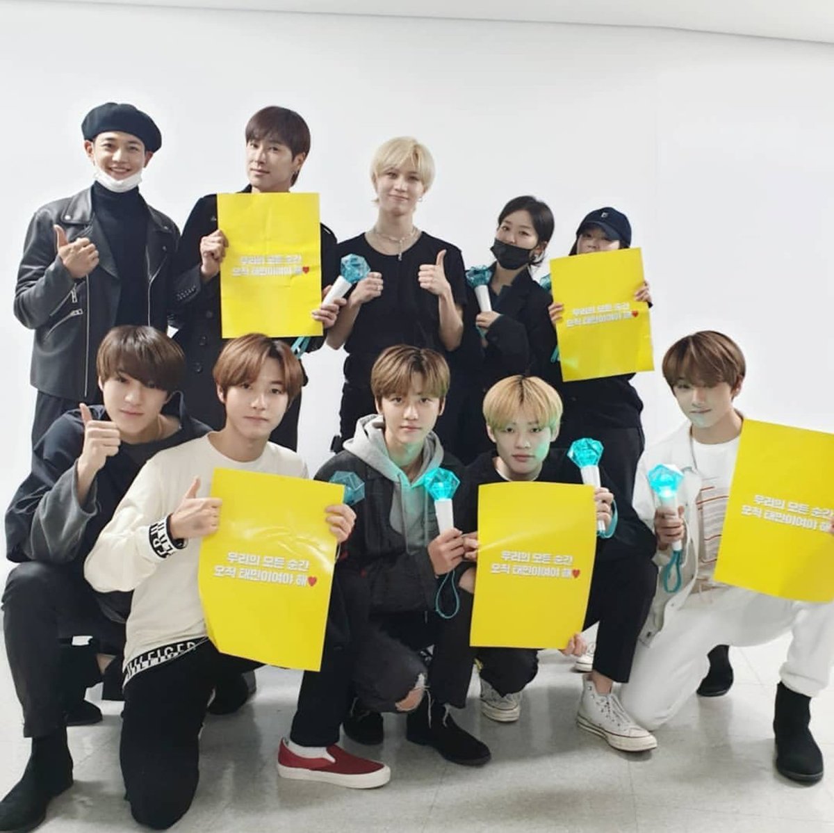 Global_SHINee's tweet photo. [SNS] 190317 smtown Instagram Update ft Taemin, Minho and other SM artists #TeamSHINee #SoompiAwards https://t.co/rME2I3ONWn