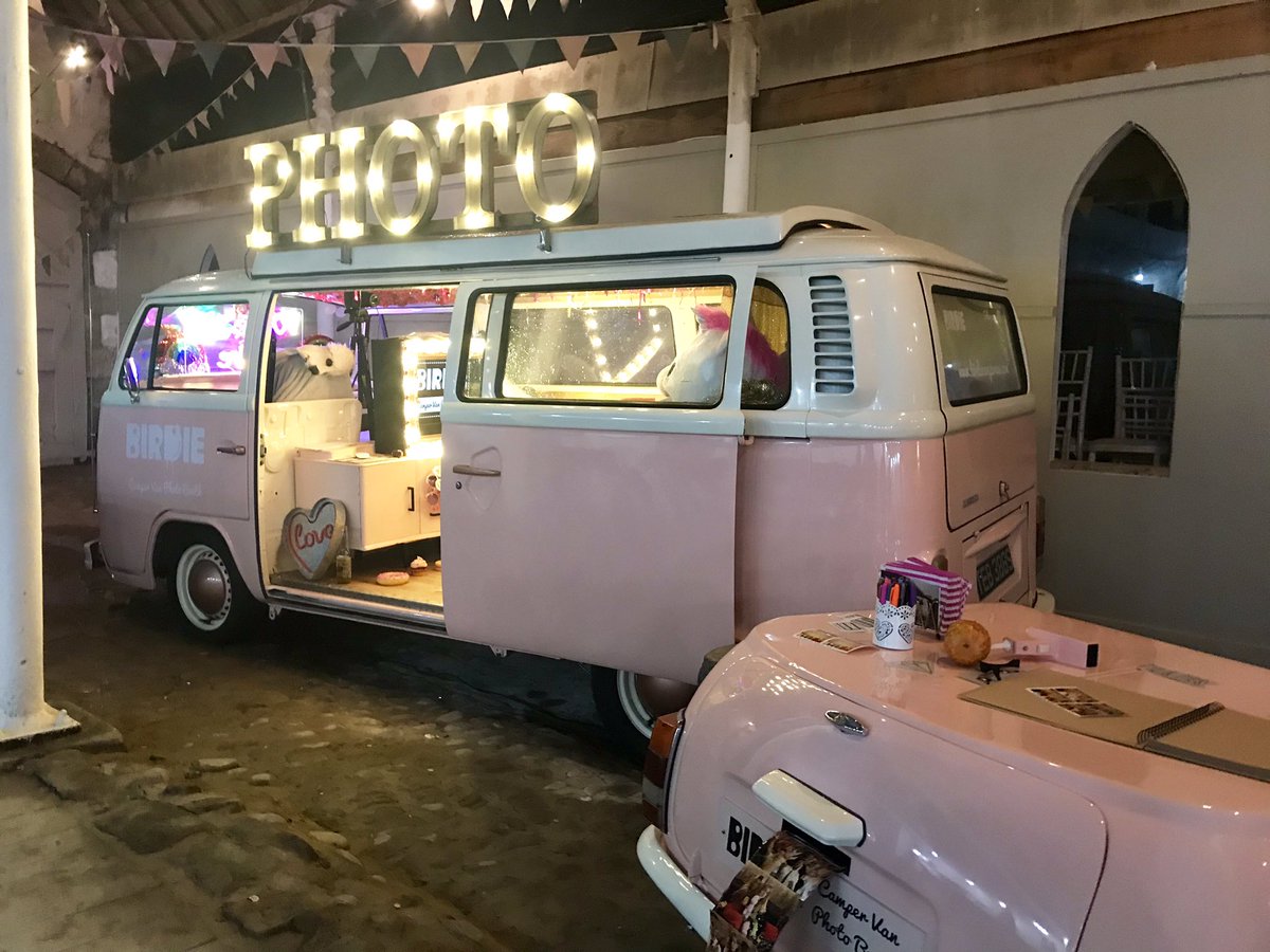 LythamFizzCo's tweet photo. What a fantastic day and night we had at Wyresdale Park helping Michelle &amp; Noel celebrate their wedding day! We had great fun with this wonderful couple and their guests and keeping everyone well hydrated! Along with working alongside some very cool suppliers - check them out! https://t.co/wqhQqKz3H9