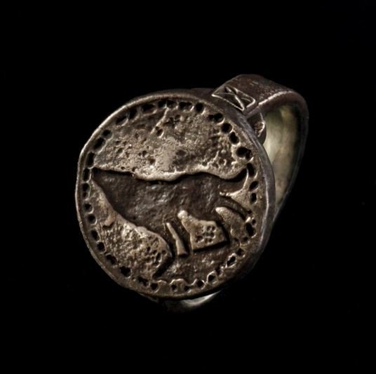 playasia's tweet photo. Chosen one, increases Poise by + 4 with the special ring of Artorias the Abysswalker!
💍 https://t.co/Jp6rn3HEJG 🐺
#WolfRing #DarkSouls https://t.co/n7m8tP1YIf